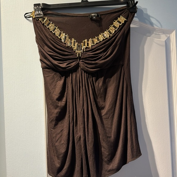 SKY TOP TEE . Brown color. Size M with ornaments strapless .made in USA - Picture 5 of 5